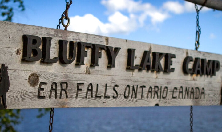 Forfaits de pêche au doré — Bluffy Lake Lodge – Bluffy Lake Lodge